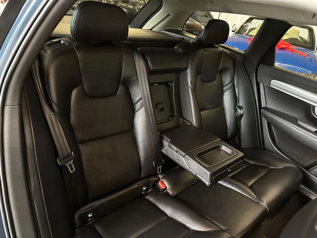 Volvo V90 Kombi Momentum *LED*AndroidAutoAppleCarPlay