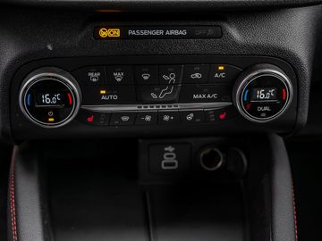 Ford Kuga 2.5 Plug-In Hybrid ST-Line X Kamera Navi