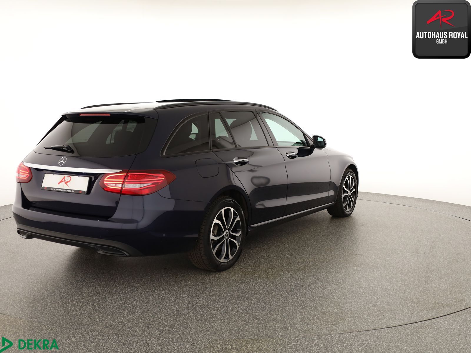 Mercedes-Benz C 220 d T Avantgarde NIGHT WIDE,PANORAMA,KEYLESS foto 5
