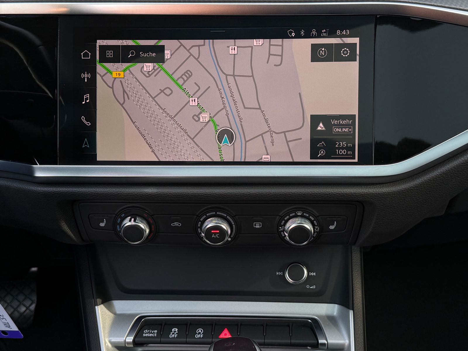 Fahrzeugabbildung Audi Q3 Sportback 35TDI S-tr. S Line LED+PANO+NAV+SHZ