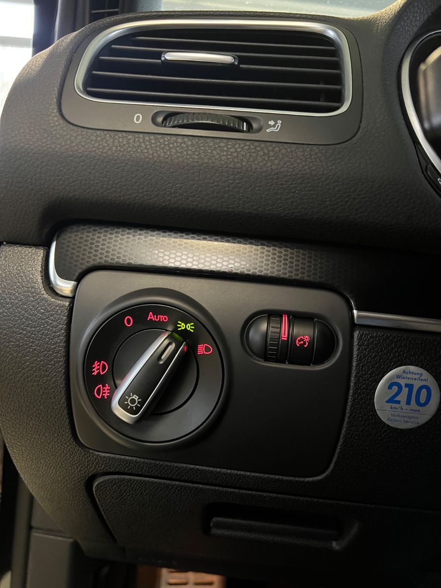 Fahrzeugabbildung Volkswagen Golf VI GTI Edition 35