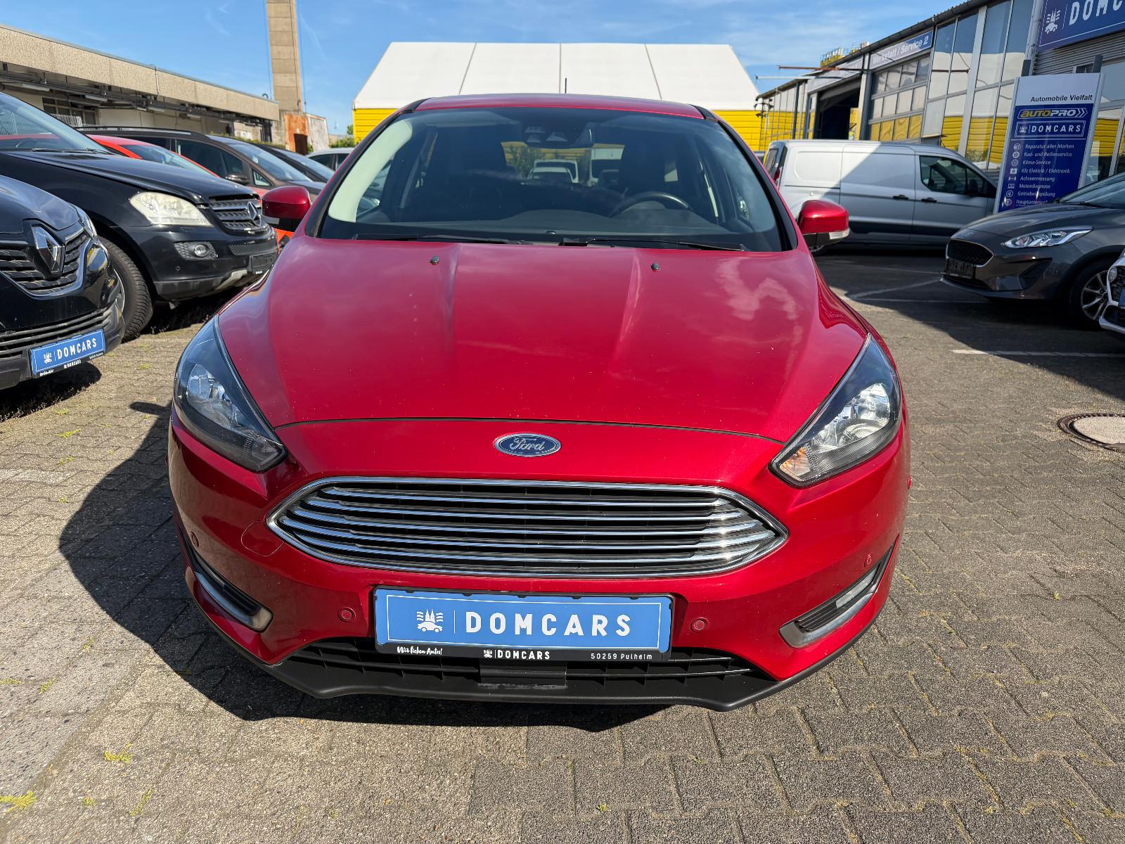 Ford Focus Lim. Titanium/NAVI/GARANTIE/ALU/PDC/KLIMA/