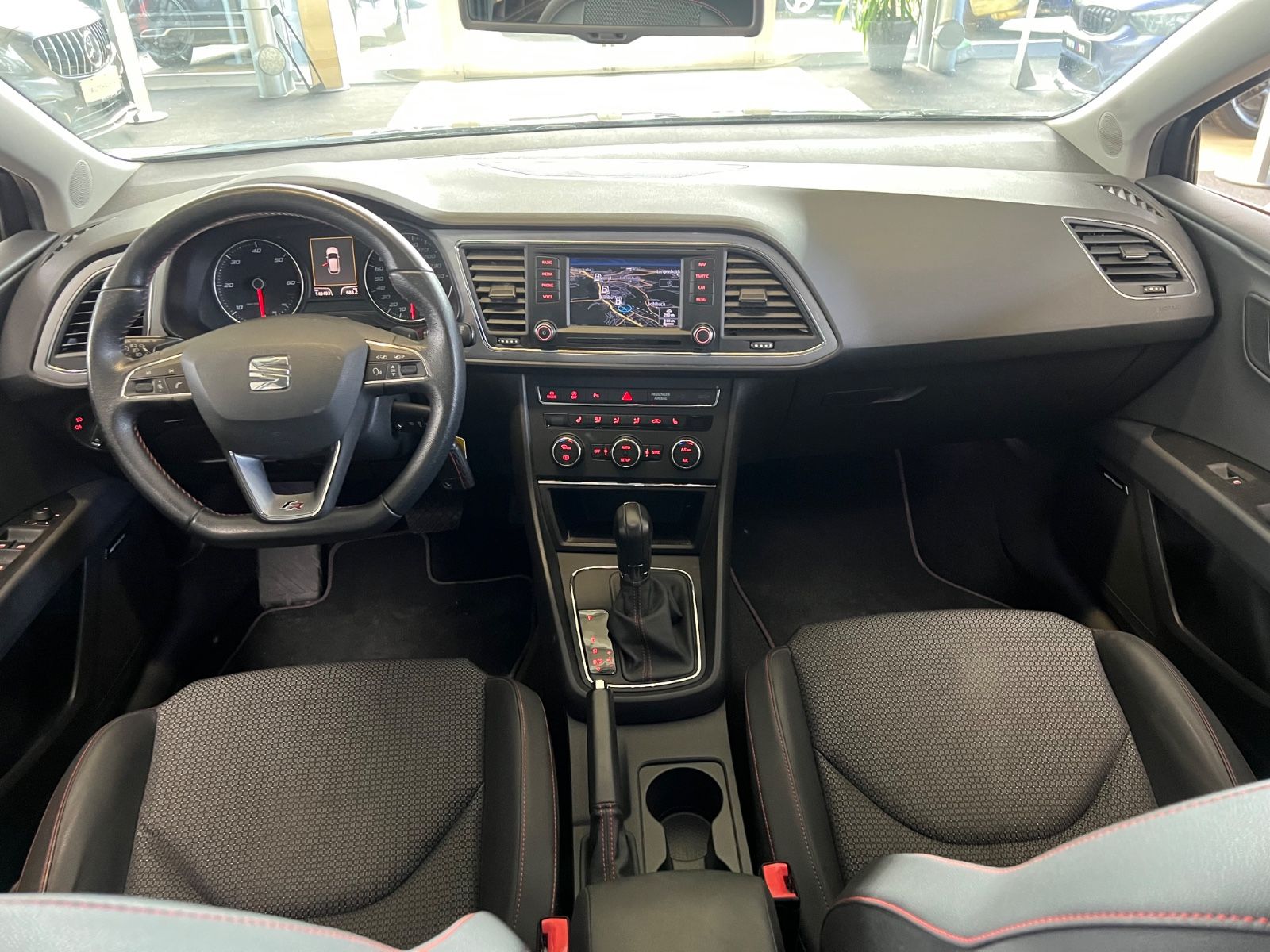 Fahrzeugabbildung SEAT Leon FR 2.0 TDI DSG *LED*NAVI* 1.HAND*