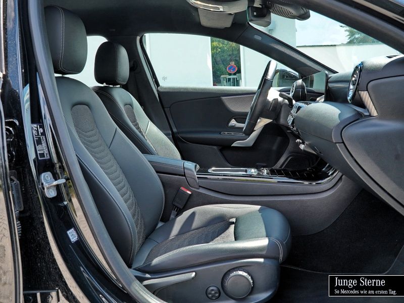 Mercedes-Benz A 180 AMBIENTE KAMERA KEYLESS MBUX DAB SHZ LED foto 5