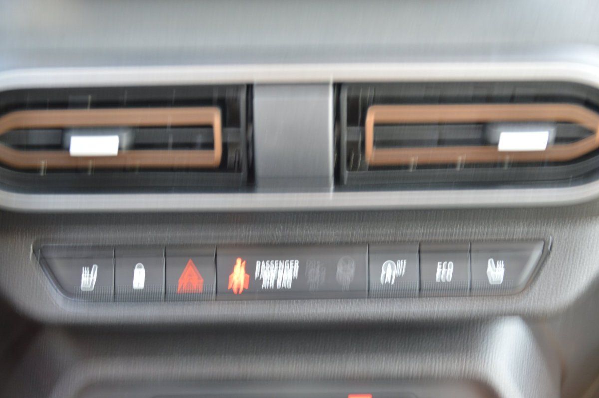 Fahrzeugabbildung Dacia Jogger   Extreme+ AHK SHZ LED 7-Sitzer