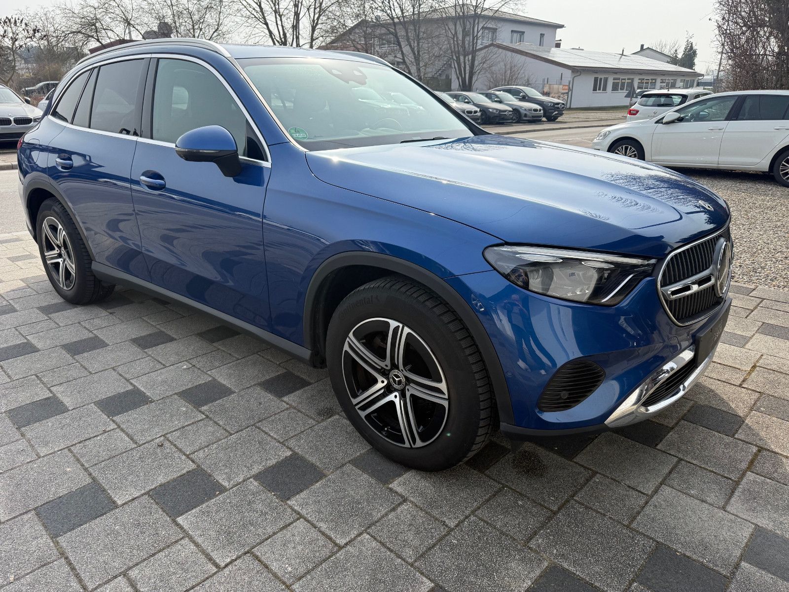 MERCEDES-BENZ GLC 220 d 4MATIC Aut. AHK 360° Memory LED