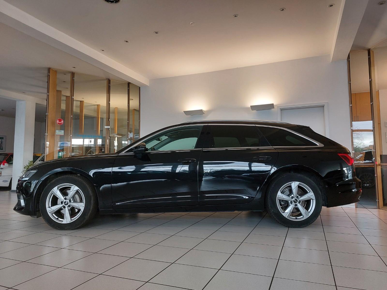 Audi 2023 - A6 FAMILIEN-SPORTKOMBI S-TRONIC 40.000 KM