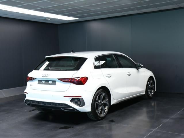 Audi AUDI A3 Sportback 30 TDI 116CV S tronic S line imagem 3