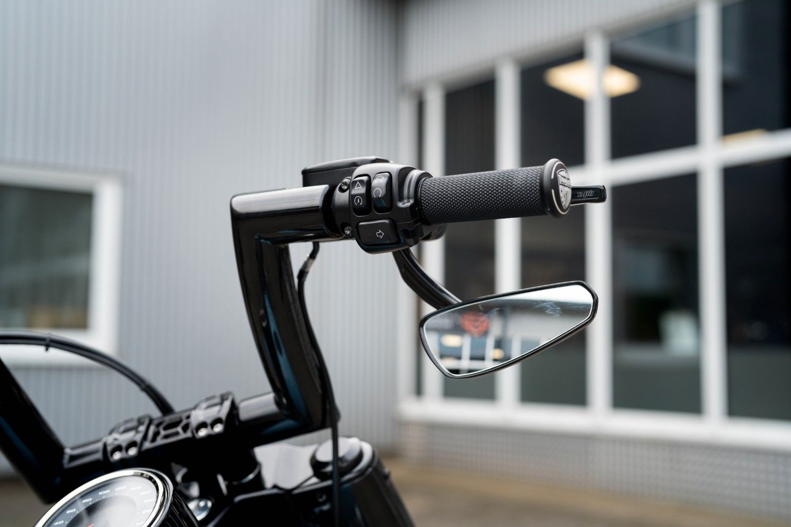 Fahrzeugabbildung Harley-Davidson Light Blue FAT BOY FLFBS 114 - Jekill & Hyde-