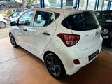 Hyundai i10 blue Classic Klima  8-fach bereift - Hyundai i10: Blue