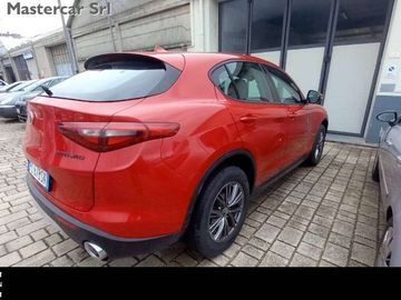Alfa-Romeo Stelvio - 5