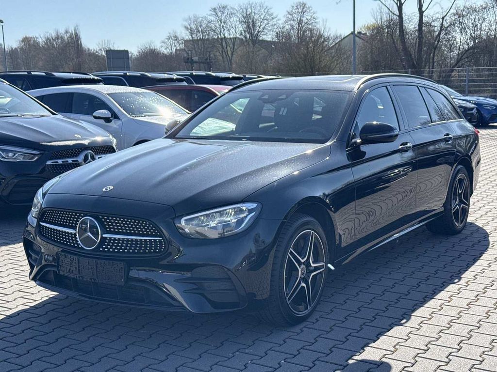 Image of Mercedes-Benz E 300