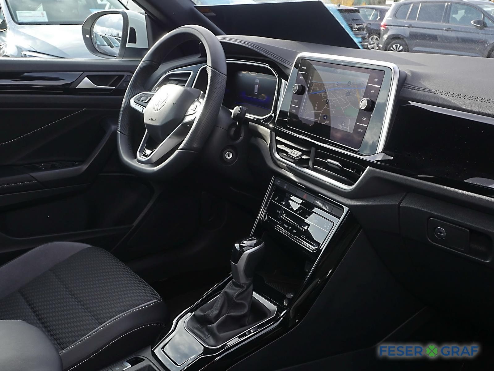 Volkswagen T-Roc - Bild 6