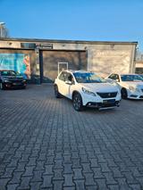 Peugeot 2008 Allure/NAVI/TEILLEDER/SERVICE TÜV NEU - Peugeot 2008 in Stuttgart