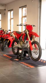 Ducati Desmo 450 MX Lagerfahrzeug - DUCATI 450 DESMO