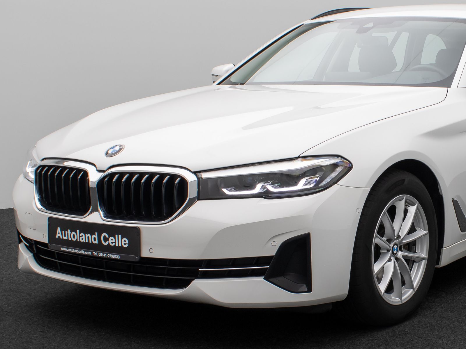 Fahrzeugabbildung BMW 520d Kamera DAB Leder 4xKlima AHK Alarm Sport