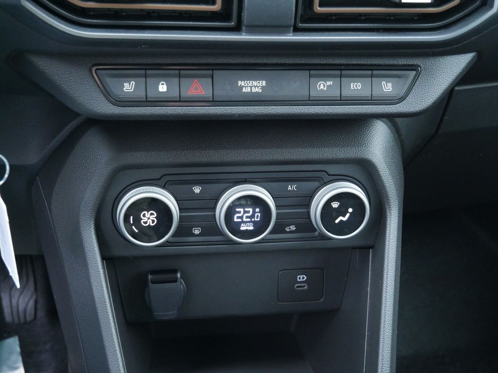 Fahrzeugabbildung Dacia Sandero Stepway Expression TCe 90