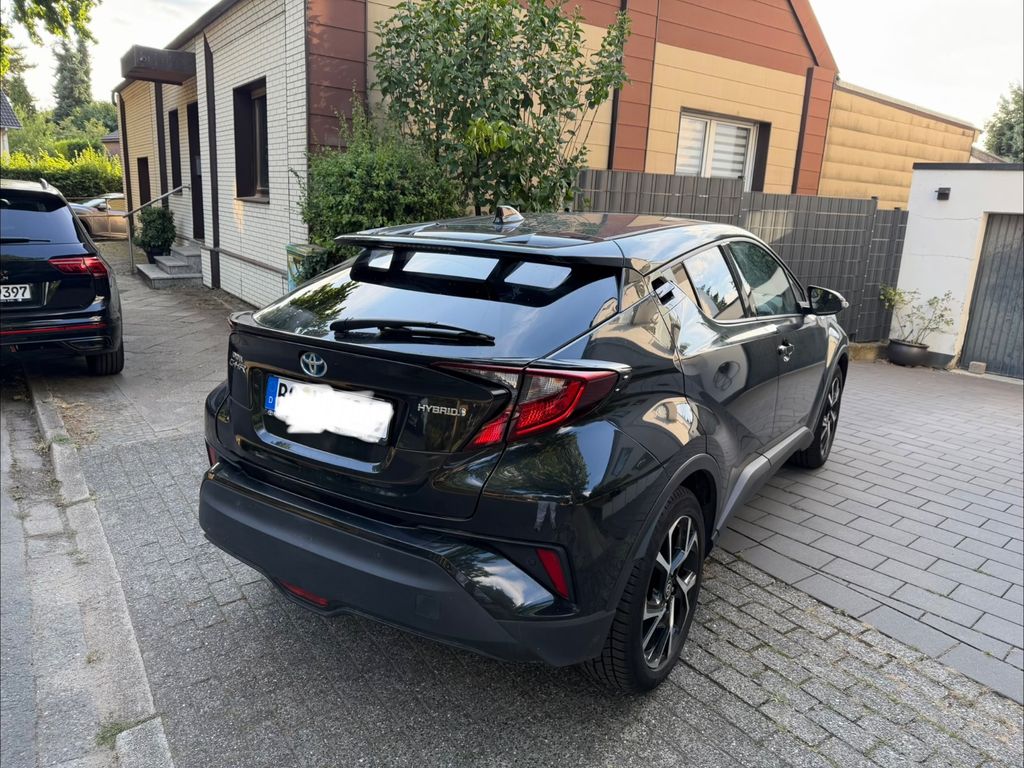Image of Toyota C-HR