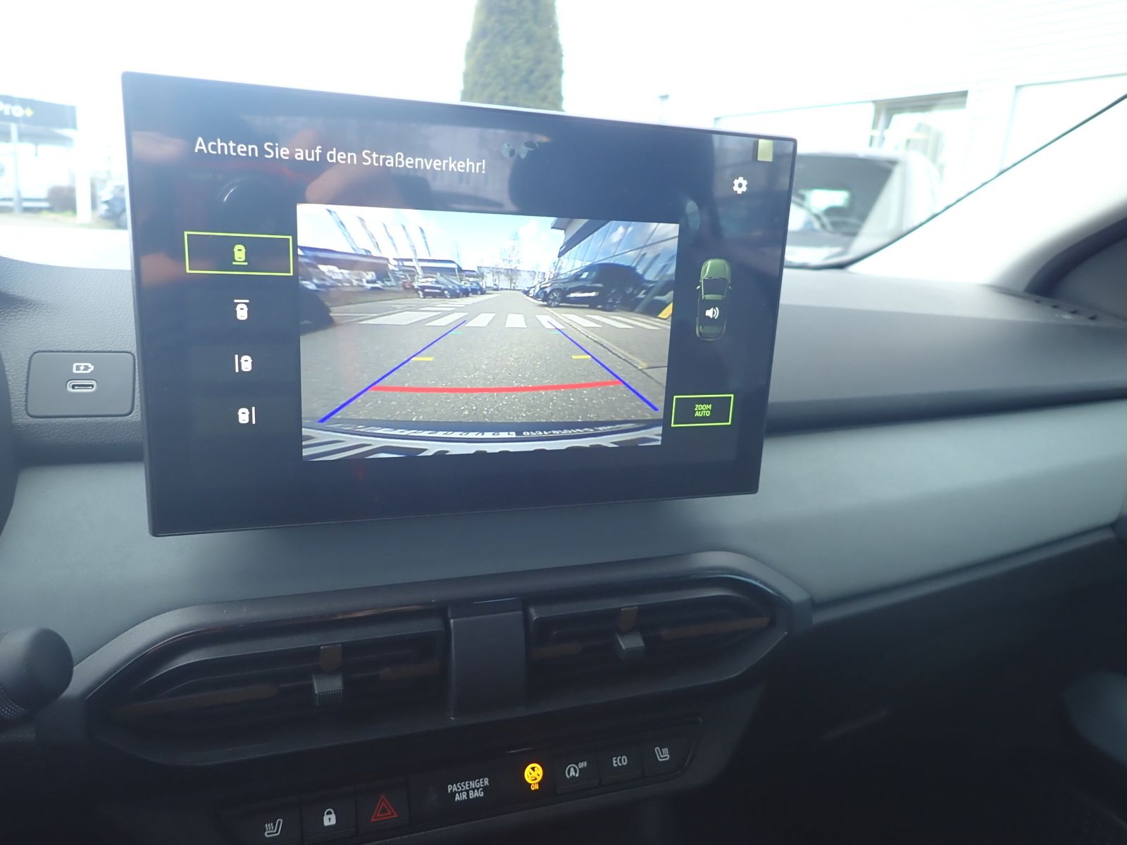 Fahrzeugabbildung Dacia Sandero Stepway Extreme Eco-G 120 auto