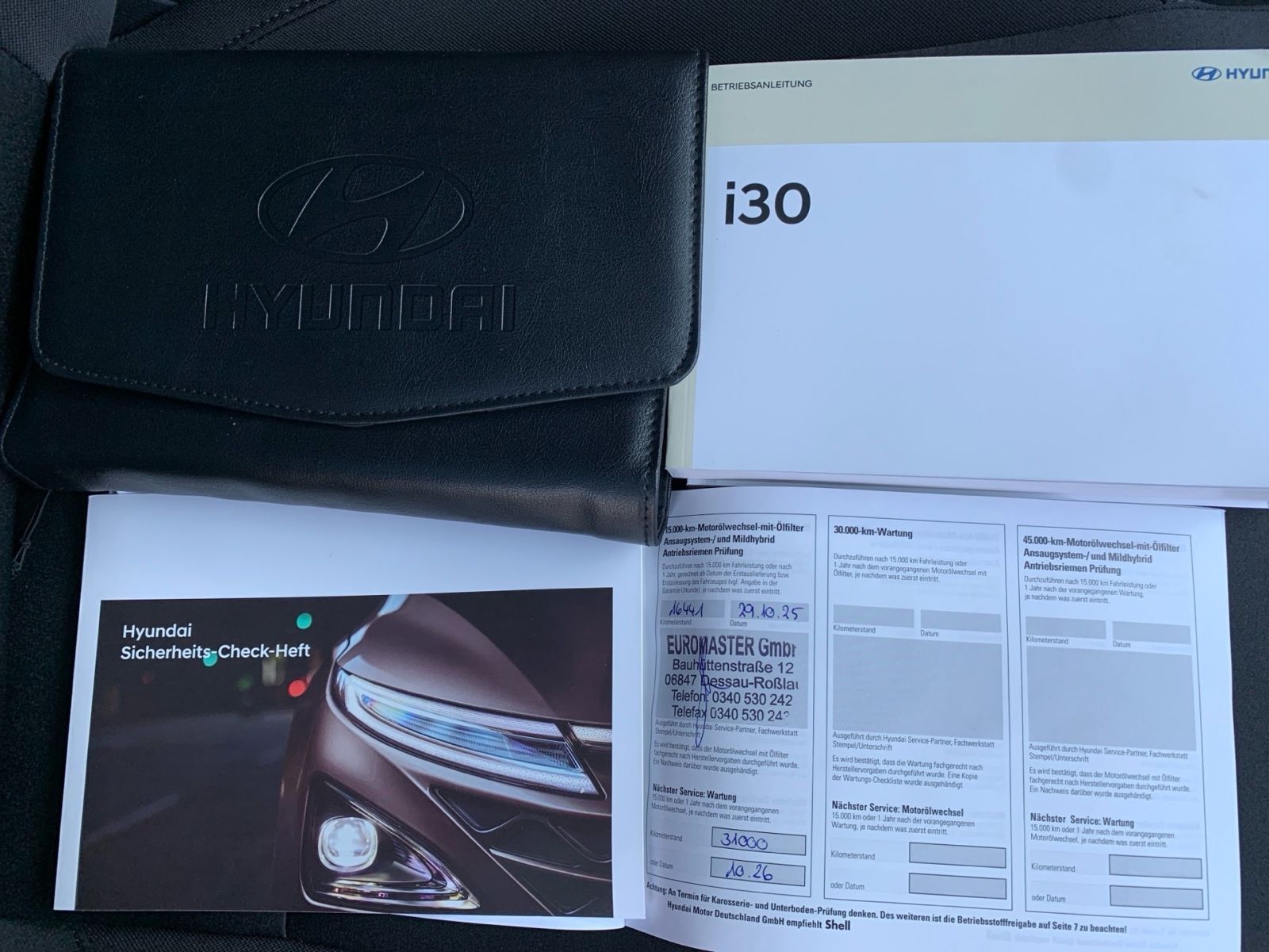 Fahrzeugabbildung Hyundai i30 Kombi 1.0 T-GDI 7-DCT Advantage LED Navi