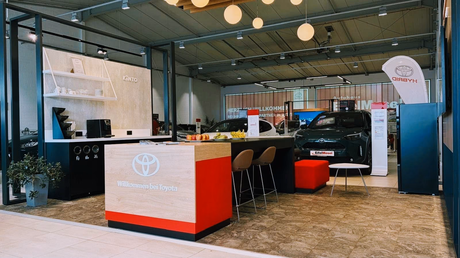showroom-image-main