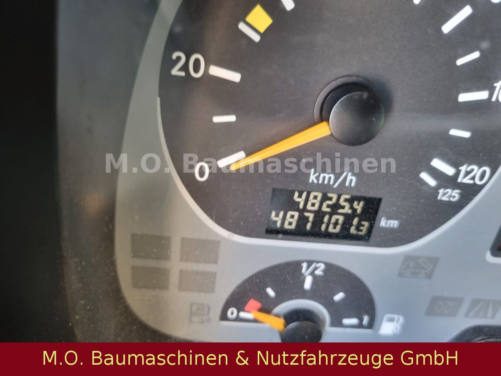 Fahrzeugabbildung Mercedes-Benz Actros 2632  / 3-Seitenkipper / AC / 6x4 /EPS /