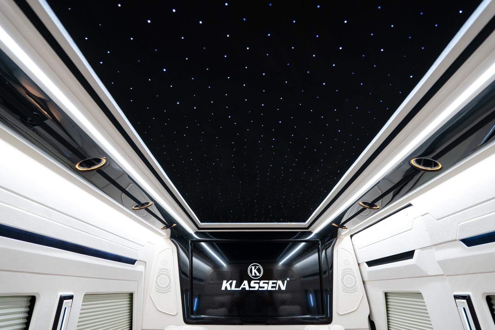 Mercedes-Benz Sprinter 519 - VIP luxury performance 2026