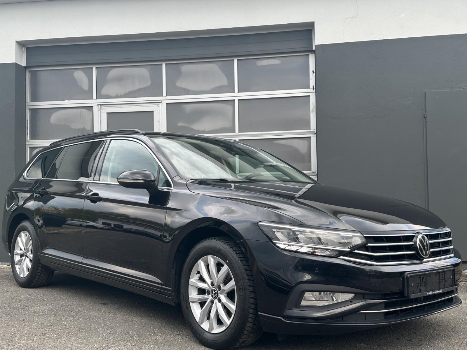 Volkswagen Passat Variant*Virtual.Cockpit*AHK*Navi*ACC*LED*