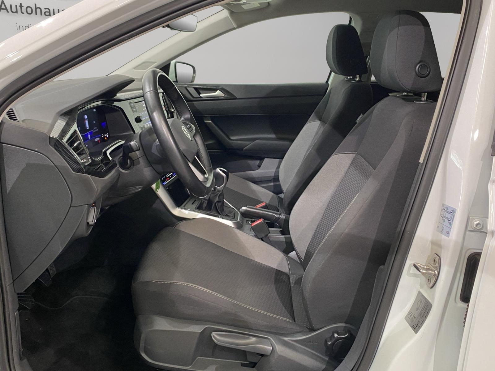 Volkswagen Polo 1.0 TSI Life / LED Einparkhilfe