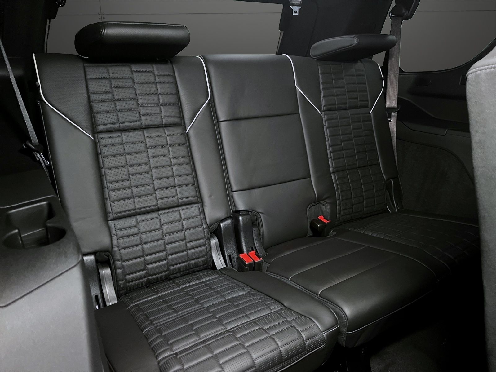 Cadillac Escalade - Bild 10