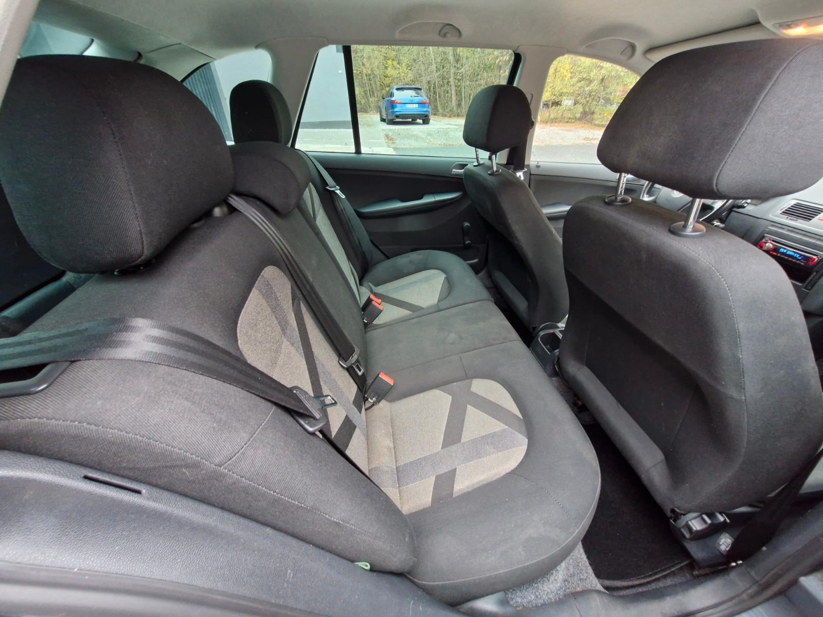 Skoda Fabia 2006 — photo 13