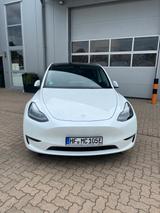 Tesla Model Y "Long Range Dual AWD"  - Tesla aus 2022