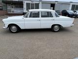Mercedes-Benz 200 D*Oldtimer*W110*Leder*Heckflosse - Mercedes-Benz 200 Oldtimer mit Diesel-Antrieb