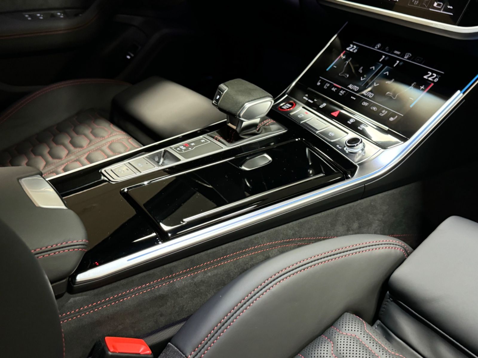 Fahrzeugabbildung Audi RS6 PERFORMANCE CARBON | MATRIX-LED | B&O | PANO