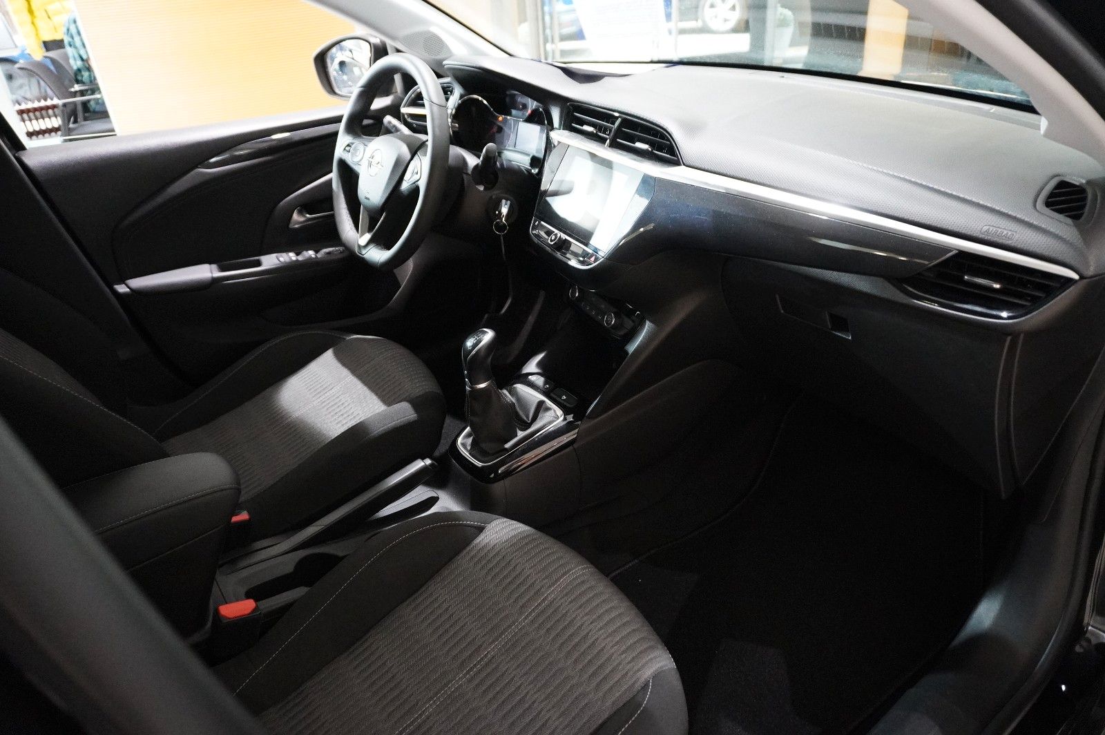 Fahrzeugabbildung Opel Corsa F 1.2 ELEGANCE NAVI/LED/KAMERA/SPORT/DAB+
