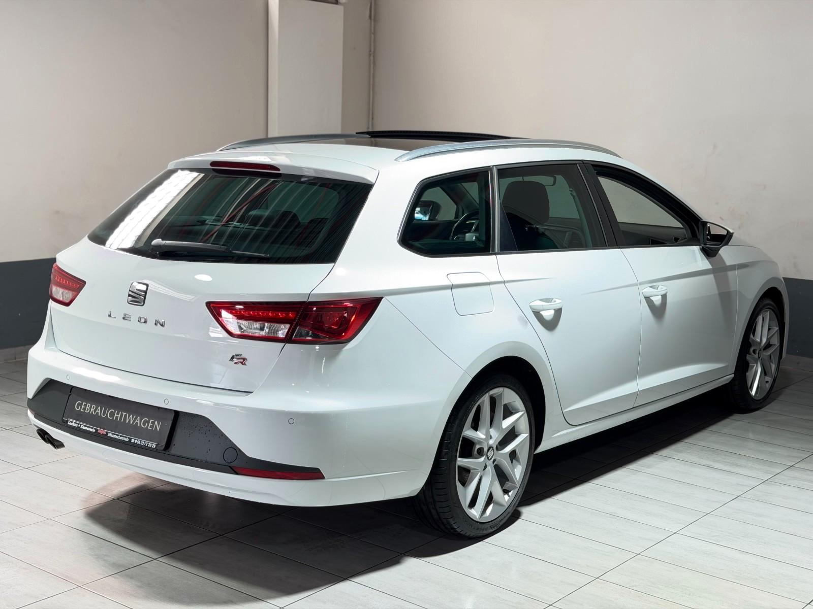 Seat Leon ST FR DSG Panorama PDC Navi