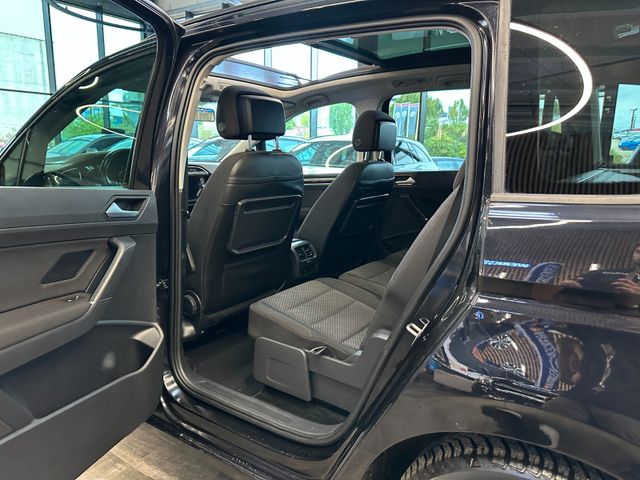 Volkswagen Touran *7 Sitzer*NAV*PANO**3-ZONEN*