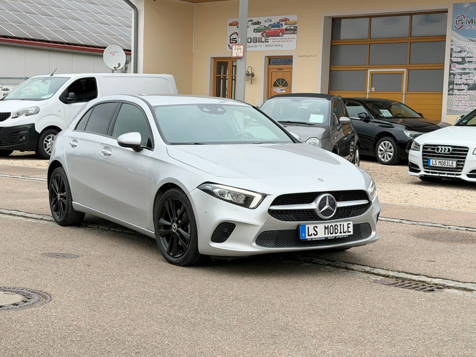 MERCEDES-BENZ A 200 Progressive Navi*LED*RFK*SHZ*