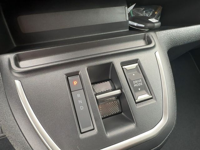 Foto Nummer 21: PEUGEOT Traveller