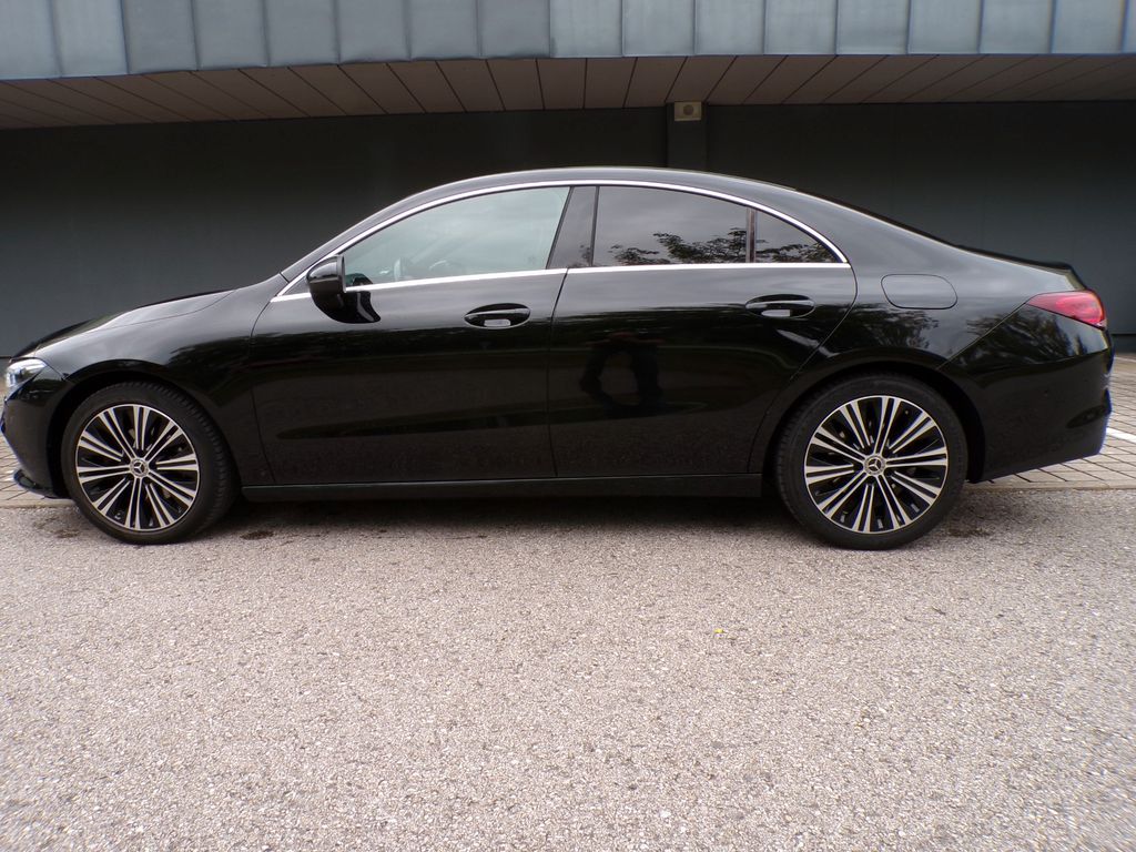 Image of Mercedes-Benz CLA 200