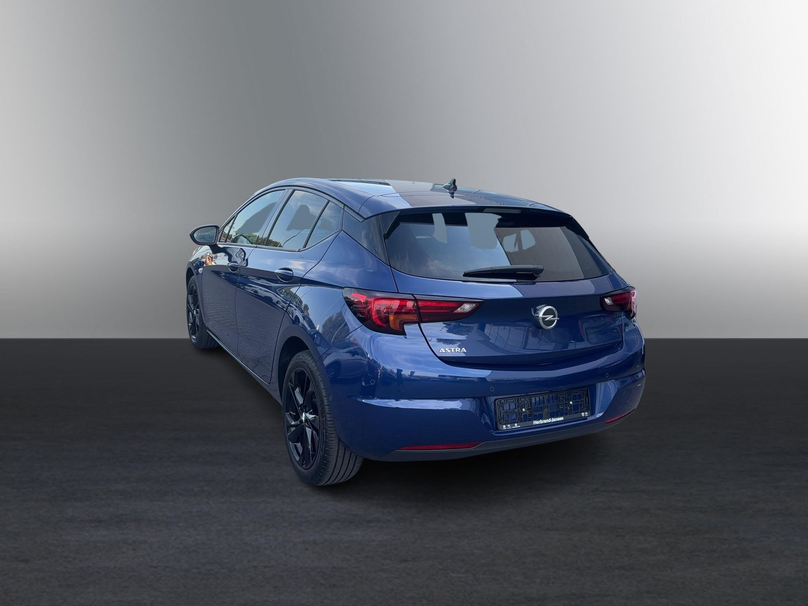 Fahrzeugabbildung Opel Astra K Ultimate+SHZ+PDC+LED+NAVI+Alcantara+S&S