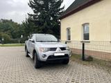 Mitsubishi L200 Intense " Allrad " - Klima - AHK - Alus - silberne Mitsubishi L200