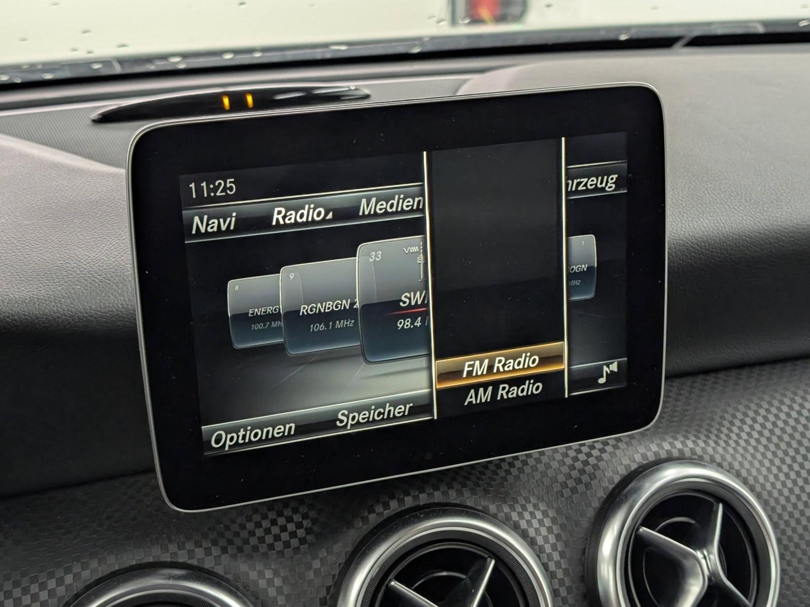 Mercedes-Benz A 180 1.6 Urban Navi LED Klima SHZ