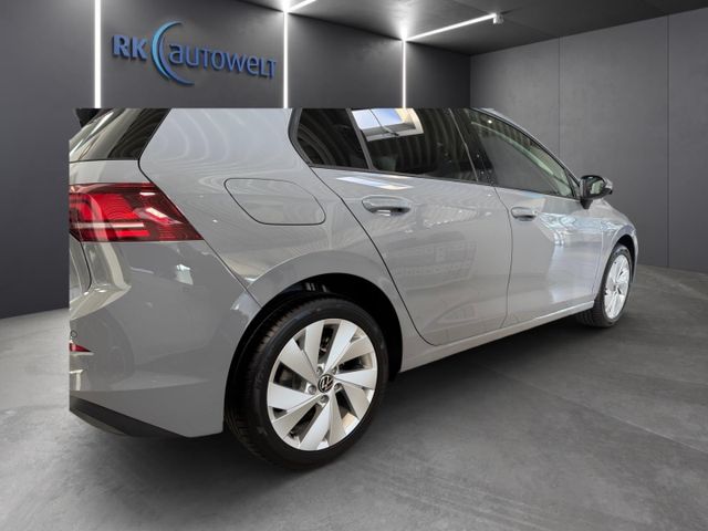 Golf VIII Life Facelift 1.5 TSI LED Navi Panoram