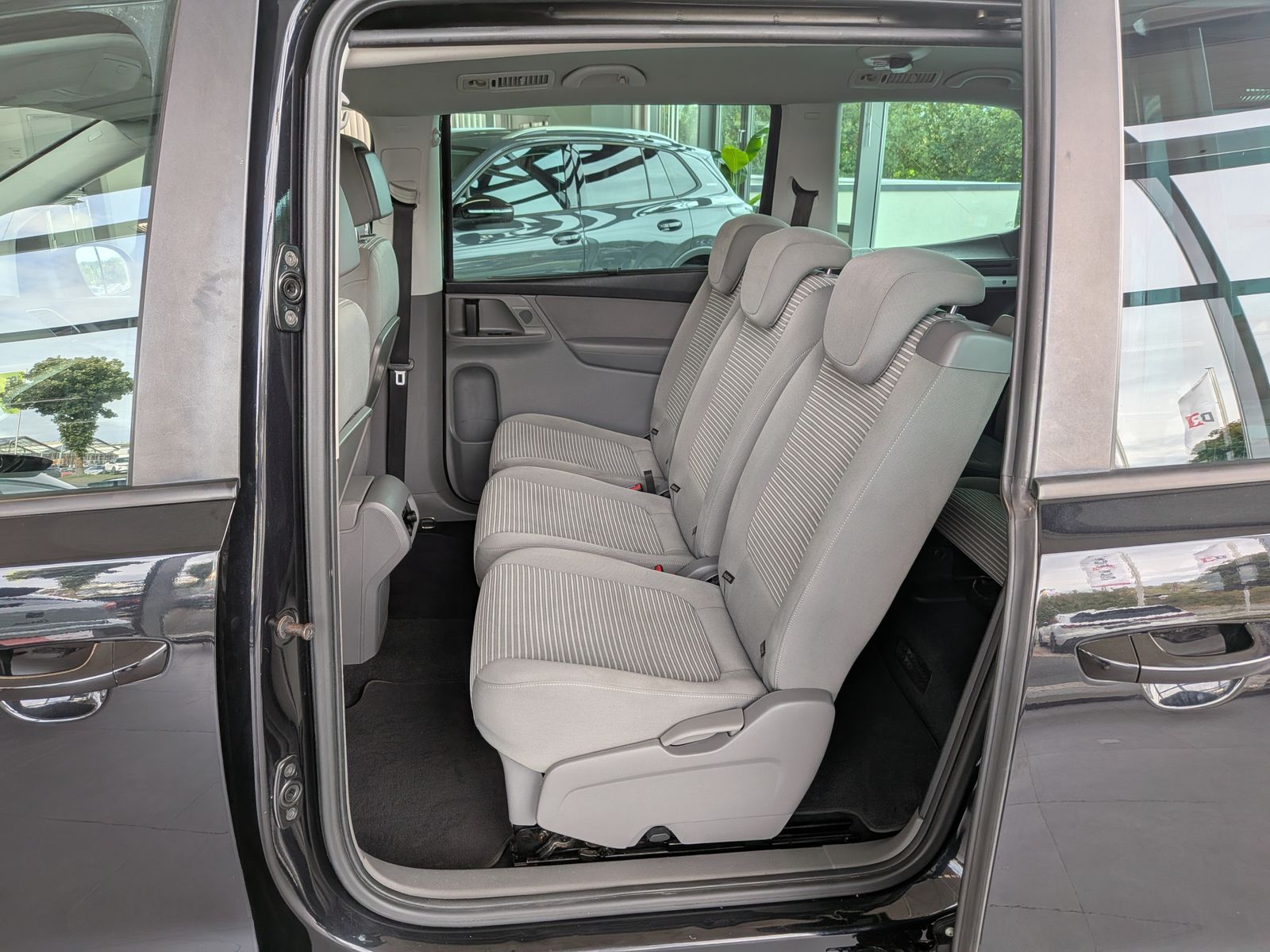 Fahrzeugabbildung SEAT Alhambra 2.0 TDI Style Bi-Xen 7-Sitz Cam Tempoma