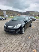 Opel Corsa D Color Edition/Neue Tuv - Opel Corsa aus 2011: Edition