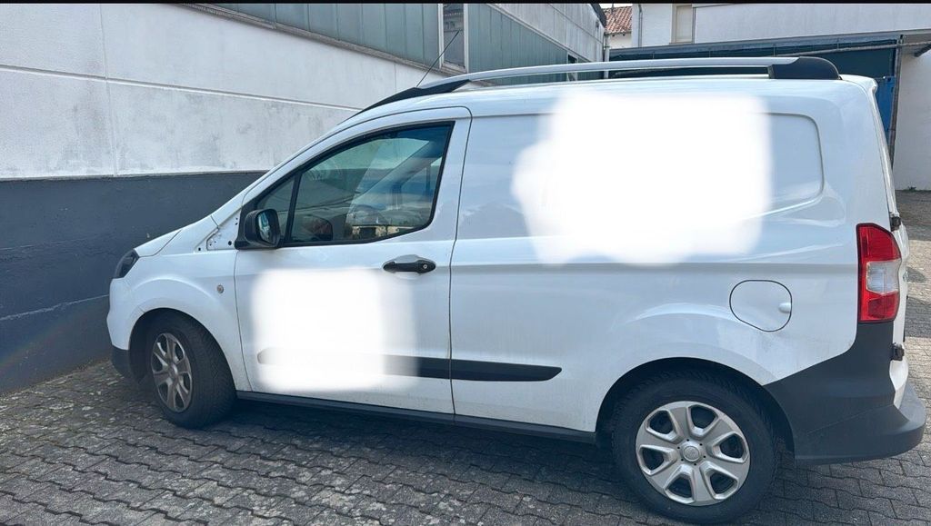 Image of Ford Transit Courier
