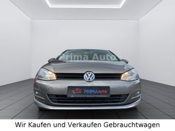 Volkswagen Golf - 8