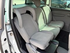 Fahrzeugabbildung Seat Alhambra Style 2.0 TDI 1.Hand AHK Tempom. Klima