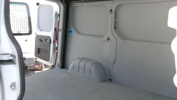 Renault Trafic - 12